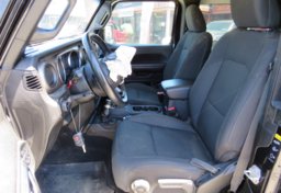 2020 Jeep Wrangler - Thumbnail 20