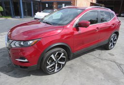 2020 Nissan Rogue Sport - Thumbnail 1