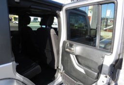 2018 Jeep Wrangler JK Unlimited - Thumbnail 26