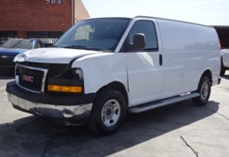 2018 GMC Savana Cargo Van - Thumbnail 3