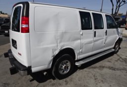 2018 GMC Savana Cargo Van - Thumbnail 6