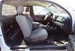 2020 Toyota Tacoma - Thumbnail 23