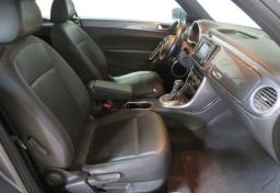 2017 Volkswagen Beetle Convertible - Thumbnail 23