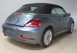 2017 Volkswagen Beetle Convertible - Thumbnail 10