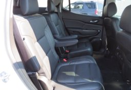 2019 GMC Acadia - Thumbnail 25