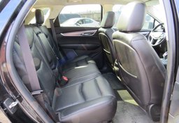 2017 Cadillac XT5 - Thumbnail 30