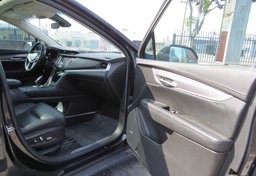 2017 Cadillac XT5 - Thumbnail 20