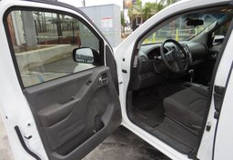 2018 Nissan Frontier - Thumbnail 17