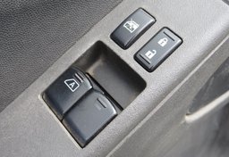 2018 Nissan Frontier - Thumbnail 33