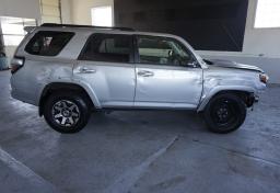 2019 Toyota 4Runner - Thumbnail 9