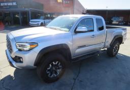 2022 Toyota Tacoma 4WD - Thumbnail 2