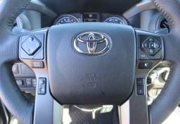 2022 Toyota Tacoma 4WD - Thumbnail 33