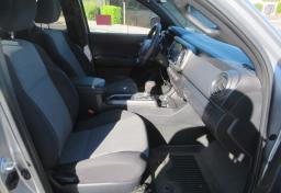 2022 Toyota Tacoma 4WD - Thumbnail 27