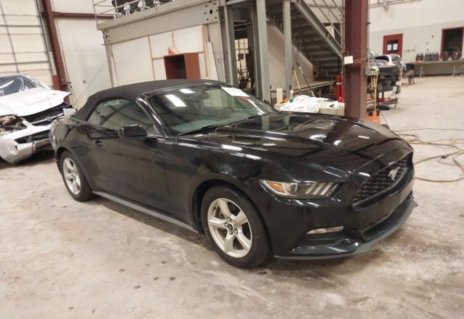 Picture of 2017 Ford Mustang