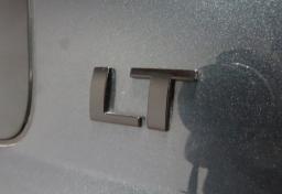 2019 Chevrolet Suburban - Thumbnail 18