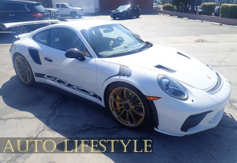 Picture of 2019 Porsche 911