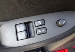 2015 Nissan 370Z - Thumbnail 31