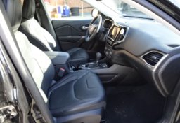 2019 Jeep Cherokee - Thumbnail 27