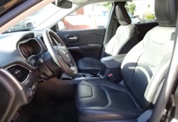 2019 Jeep Cherokee - Thumbnail 28