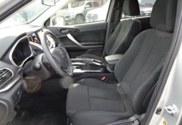 2020 Mitsubishi Eclipse Cross - Thumbnail 25