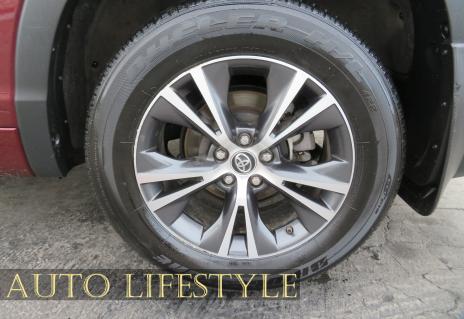 Picture of 2016 Toyota Highlander