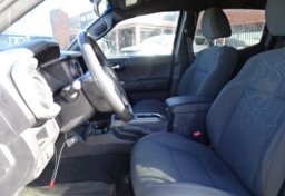 2017 Toyota Tacoma - Thumbnail 28