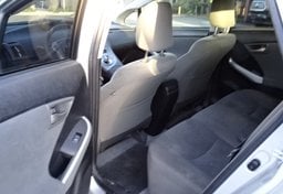 2015 Toyota Prius - Thumbnail 18