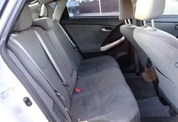 2015 Toyota Prius - Thumbnail 22