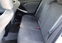 2015 Toyota Prius - Thumbnail 19