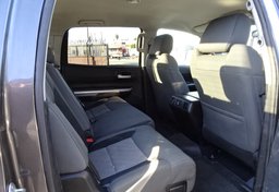 2015 Toyota Tundra - Thumbnail 29