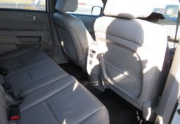 2015 Honda Pilot - Thumbnail 23