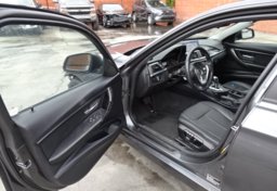 2015 BMW 3 Series - Thumbnail 18