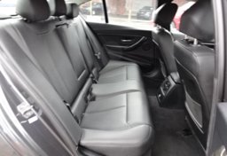 2015 BMW 3 Series - Thumbnail 27