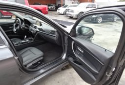 2015 BMW 3 Series - Thumbnail 19