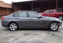 2015 BMW 3 Series - Thumbnail 9