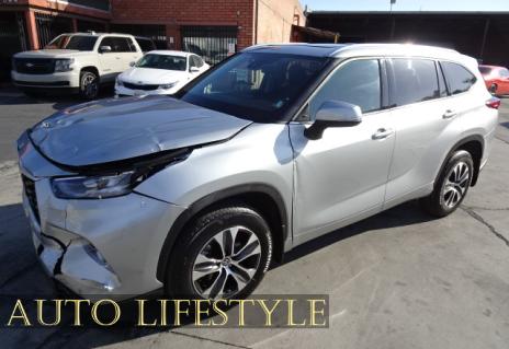 Picture of 2020 Toyota Highlander