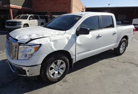 Picture of 2018 Nissan Titan