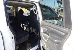 2018 Nissan Titan - Thumbnail 24