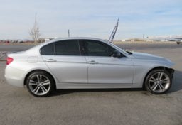 2016 BMW 3 Series - Thumbnail 9