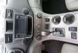 2013 Toyota Highlander - Thumbnail 30