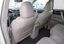 2013 Toyota Highlander - Thumbnail 26