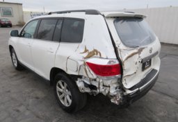 2013 Toyota Highlander - Thumbnail 8