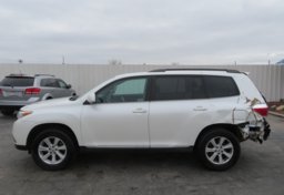 2013 Toyota Highlander - Thumbnail 10
