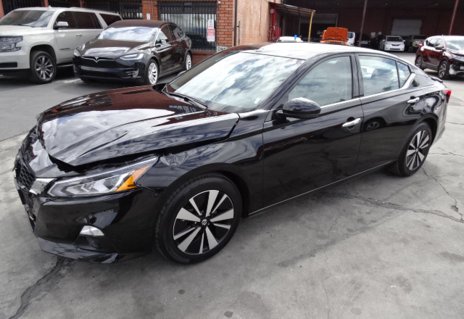 Picture of 2020 Nissan Altima