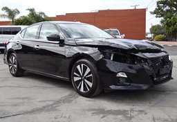 2020 Nissan Altima - Thumbnail 4