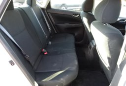 2019 Nissan Sentra - Thumbnail 27