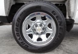 2018 Chevrolet Silverado 1500 - Thumbnail 16