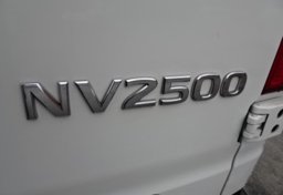 2017 Nissan NV Cargo - Thumbnail 17