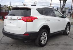 2014 Toyota RAV4 - Thumbnail 7
