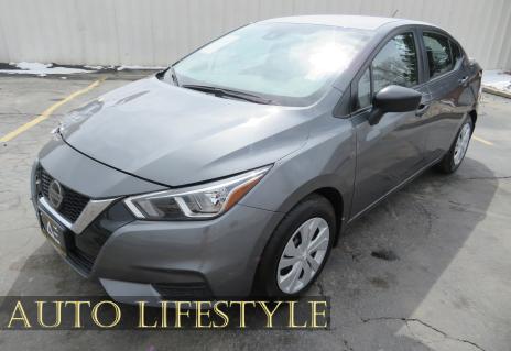 Picture of 2020 Nissan Versa Sedan